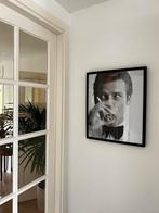 Zwart-Wit Fotoprint - Rroger Moore (James bond) - 63x53 cm, Boeken, Kunst en Cultuur | Fotografie en Design, Fotografen, Ophalen of Verzenden