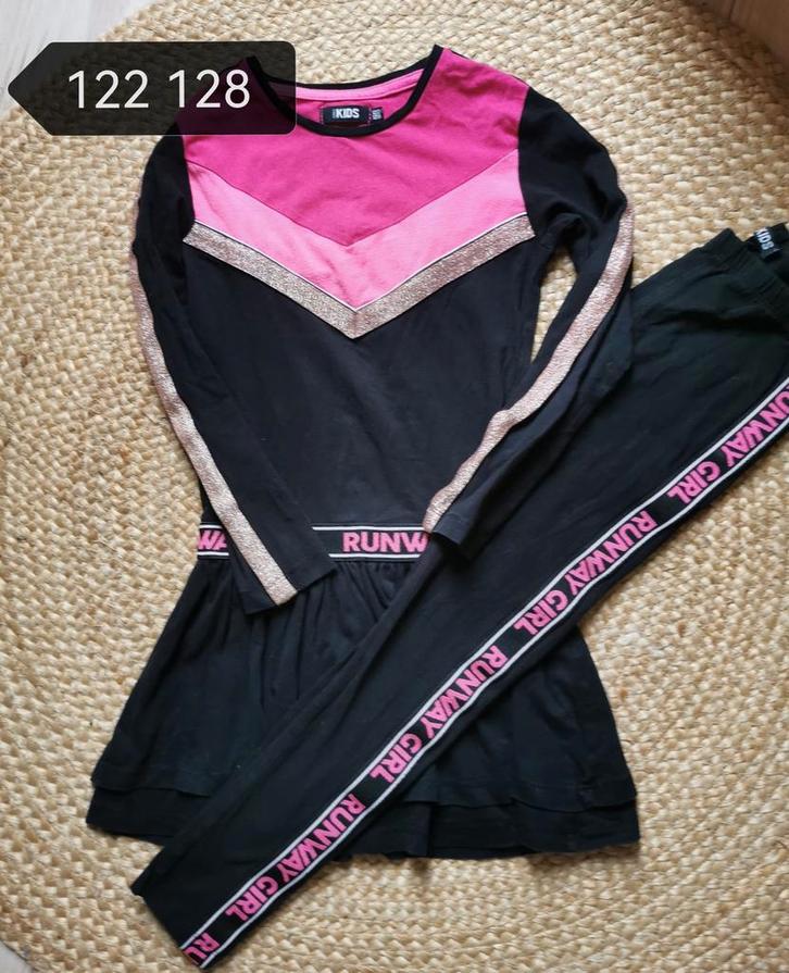 Veel mooie meisjeskleding 122 128, Kinderen en Baby's, Kinderkleding | Maat 122, Zo goed als nieuw, Meisje, Jurk of Rok, Ophalen of Verzenden