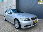 BMW 3-serie Touring 325xi Executive AUT XENON PDC, Auto's, Automaat, Stof, Gebruikt, 2497 cc