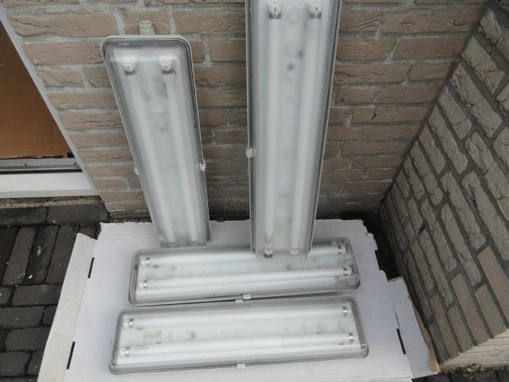 TL VERLICHTINGSBAK WATERDICHT 18W, Doe-het-zelf en Verbouw, Bouwverlichting, Gebruikt, Lamp met armatuur, Minder dan 50 watt, Ophalen of Verzenden