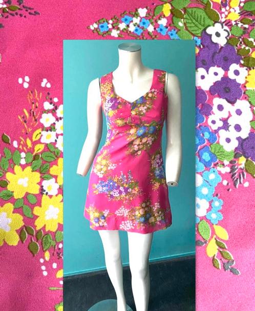 Vintage originele jaren 70 mini-jurk roze gebloemd maat 34, Kleding | Dames, Jurken, Gedragen, Maat 34 (XS) of kleiner, Roze, Boven de knie