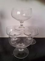 4 klassieke champagne coupes (cockrail/dessert), Antiek en Kunst, Antiek | Glas en Kristal, Ophalen