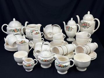 Wedgwood CONWAY servies (zie alle foto's) beschikbaar voor biedingen