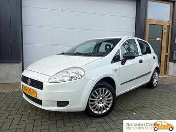 Fiat Grande Punto 1.2 AircoNavi/CarplayElektrPakketBluetooth beschikbaar voor biedingen