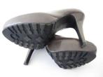 GRATIS VERZENDEN | MÉGA SEXY olijf groene pumps 37, Verzenden, Zo goed als nieuw, Schoenen met hoge hakken, Groen