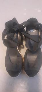 Ugg sleehak, Kleding | Dames, Schoenen, Ophalen of Verzenden, Zo goed als nieuw, Sandalen of Muiltjes