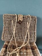 Vintage rieten tas, Sieraden, Tassen en Uiterlijk, Tassen | Damestassen, Ophalen of Verzenden, Zo goed als nieuw, Bruin, Schoudertasje
