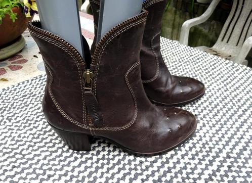 Maat 37 * Stoere bruine half-hoge Bugatti laarzen met hakje, Kleding | Dames, Schoenen, Gedragen, Lage of Enkellaarzen, Bruin
