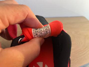 Kinder hockeyschoenen maat 29 beschikbaar voor biedingen