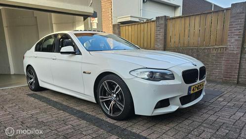 BMW 5-serie 528i Executive, Auto's, BMW, Bedrijf, Te koop, 5-Serie, ABS, Airbags, Airconditioning, Alarm, Bluetooth, Centrale vergrendeling