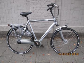 heren fiets in top staat  beschikbaar voor biedingen