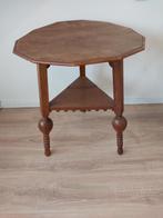 Antieke twaalfhoekige bijzettafel, Ophalen