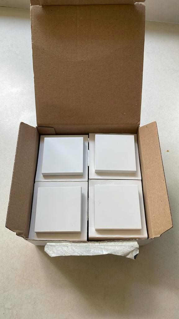 Kopp wisselschakelaars type ATHENIS 8 stuks NIEUW!, Doe-het-zelf en Verbouw, Elektra en Kabels, Nieuw, Schakelaar, Ophalen of Verzenden