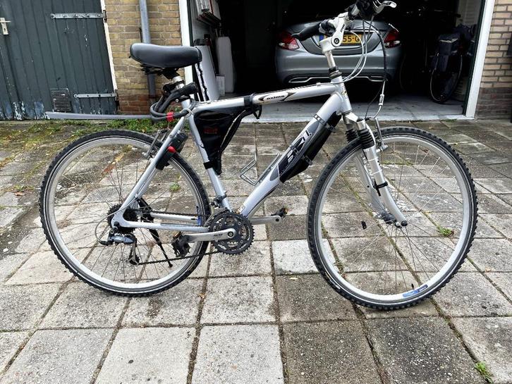 Batavus Axoma (hybride model fiets, Fietsen en Brommers, Fietsen | Dames | Sportfietsen en Toerfietsen, Gebruikt, Batavus, Meer dan 20 versnellingen