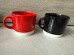 Twee starbucks mokken - zwart en rood, Ophalen, Zo goed als nieuw, Overige stijlen, Kop(pen) en/of Schotel(s)