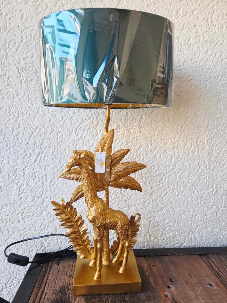 Unieke Clayre & Eef Tafellamp – Goud & Groen, Giraf Design, Huis en Inrichting, Lampen | Tafellampen, Nieuw, 50 tot 75 cm, Kunststof