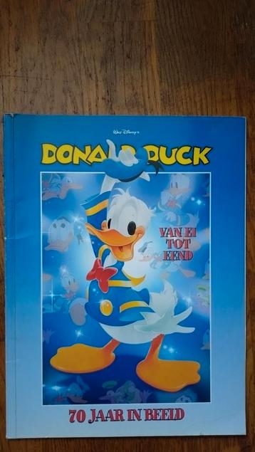 Donald Duck - Van Ei tot Eend 70 jaar in beeld beschikbaar voor biedingen