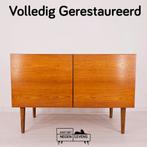 Vintage Deens design dressoir, retro teak audiomeubel 1960s, Met deur(en), 100 tot 150 cm, Deens design 1960's, .