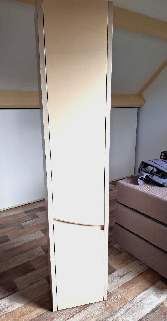 Badkamerkast, hoog, Huis en Inrichting, Badkamer | Badkamermeubels, Zo goed als nieuw, (Half)hoge kast, 150 tot 200 cm, Minder dan 50 cm