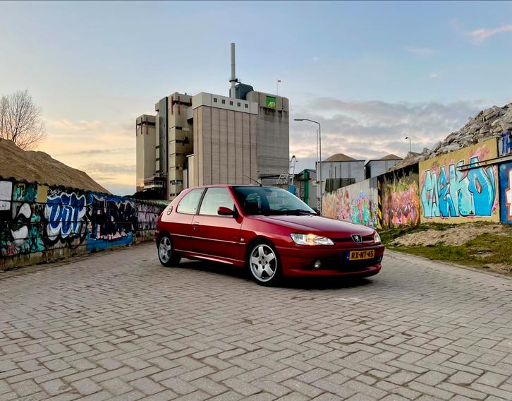 Peugeot 306 2.0 GTI 16V 1997 Rood, Auto's, Peugeot, Particulier, ABS, Airbags, Airconditioning, Centrale vergrendeling, Climate control