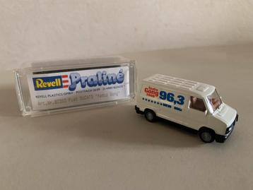 Praliné Nr. 83203 Fiat Ducato "Radio Gong " OVP beschikbaar voor biedingen