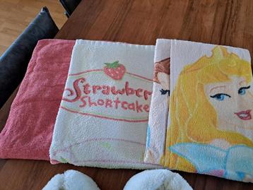 Badlakens.  beschikbaar voor biedingen