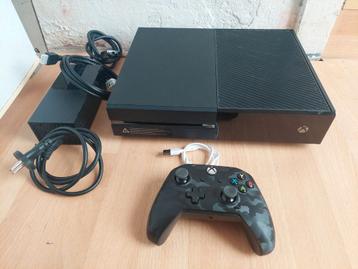 Nette Xbox One console kompleet  beschikbaar voor biedingen