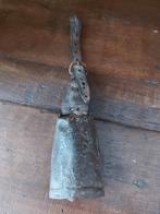 Geitenbel met leren riem, Ophalen of Verzenden