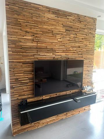 Wandpanelen van Wonderwall Studios – ca. 3,5 m² beschikbaar voor biedingen