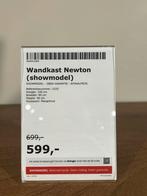 Wandkast Newton Mangohout - showmodel, Ophalen, Met deur(en), Zo goed als nieuw, Minder dan 150 cm