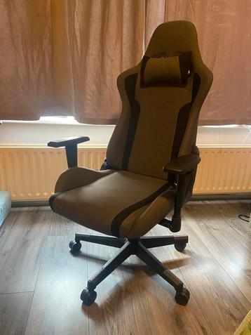 Gaming chair/bureaustoel beschikbaar voor biedingen