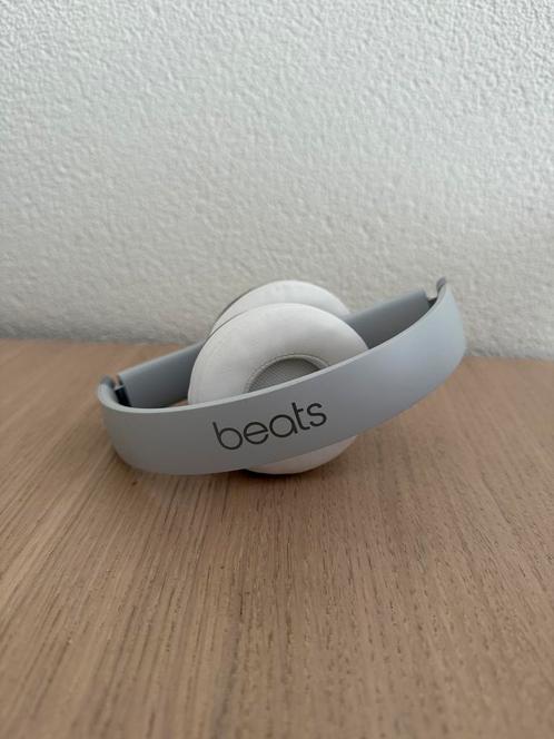 Beats Solo3, Audio, Tv en Foto, Koptelefoons, Zo goed als nieuw, Op oor (supra aural), Beats, Draadloos, Bluetooth, Surround, Ophalen of Verzenden