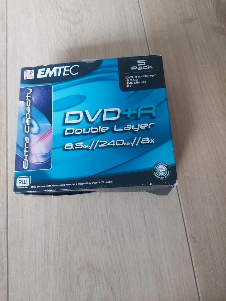 Verkoop een pakje EMTEC DVD+R Double Layer schijven., Computers en Software, Beschrijfbare discs, Dvd, Ophalen of Verzenden
