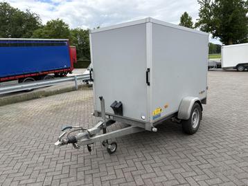 Hapert gesloten opbouw aanhanger 250x130x150 1500 kg bj 2017 beschikbaar voor biedingen