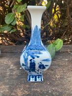 Blauw wit Chinees porseleinen vaas, Ophalen of Verzenden