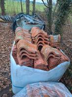 700 stuks ruim
bj 1978 gebr. Laumans-tegelen
Dakpannen

Per, Gebruikt, Steen of Klei, ., Ophalen of Verzenden