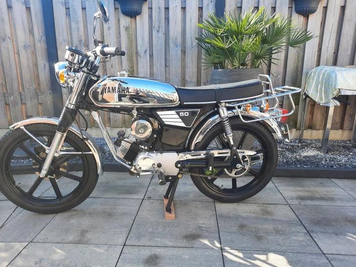 Yamaha brommer oldtimer, Fietsen en Brommers, Brommers | Overige merken, Gebruikt, Maximaal 45 km/u, Ophalen