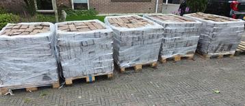 95M2 gebakken keiformaat ‘broodjes’ oud hollands nuance! beschikbaar voor biedingen