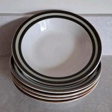 Prachtige set van 5 kommetjes van Arabia Finland Karelia, Antiek en Kunst, Antiek | Servies los, Ophalen of Verzenden