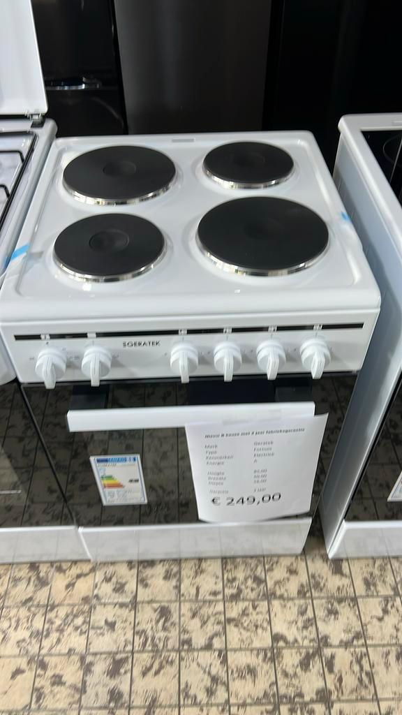 Geratek electric fornuis 50 cm nieuw, Witgoed en Apparatuur, Fornuizen, Nieuw, Vrijstaand, Elektrisch, 4 kookzones, Minder dan 85 cm