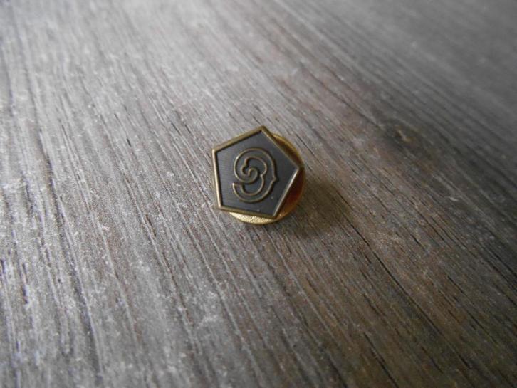 Vierdaagse cijfer 9 voor Verzorgersmedaille miniatuur, Verzamelen, Militaria | Algemeen, Landmacht, Lintje, Medaille of Wings