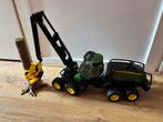 Harvester John Deere 1270G met boomstam - Bruder 2135, Kinderen en Baby's, Ophalen of Verzenden, Zo goed als nieuw