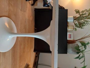 Tafel tulip Rudi Bonzanini Eero Sarinen  beschikbaar voor biedingen