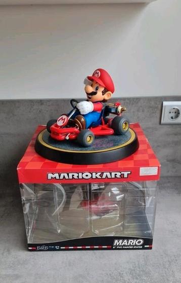 First 4 Figures Mario Kart statue z.g.a.n.  beschikbaar voor biedingen