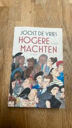 Joost de Vries - Hogere machten, Ophalen of Verzenden, Zo goed als nieuw, Nederland, Joost de Vries