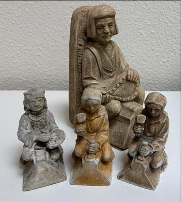 St. Janskathedraal luchtbooogbeeldjes 3 x en boekensteun beschikbaar voor biedingen