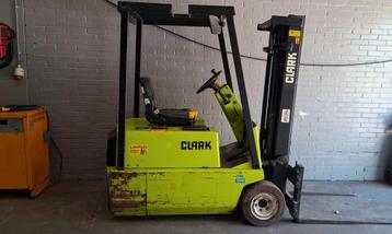 Electrische heftruck. Clark TM15 triplo mast. Vrije hef  beschikbaar voor biedingen