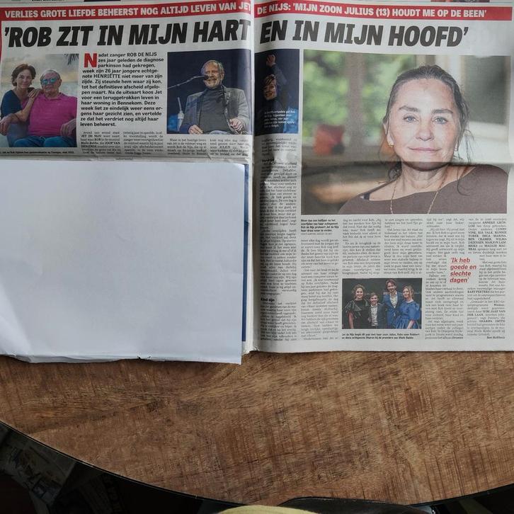 Jet en Rob de Nijs krantenartikel krantenknipsel, Verzamelen, Tijdschriften, Kranten en Knipsels, Knipsel(s), Nederland, 1980 tot heden