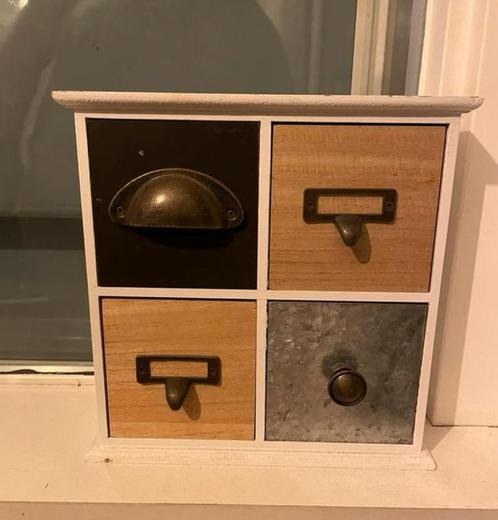 Klein leuk ladekastje, Huis en Inrichting, Kasten | Ladekasten, Gebruikt, Minder dan 100 cm, Minder dan 50 cm, Minder dan 25 cm