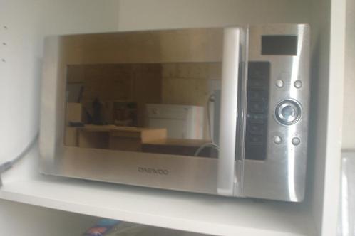 Combi magnetron Merk Daewoo Geheel vrijstaand, Witgoed en Apparatuur, Magnetrons, Zo goed als nieuw, Vrijstaand, Combimagnetron
